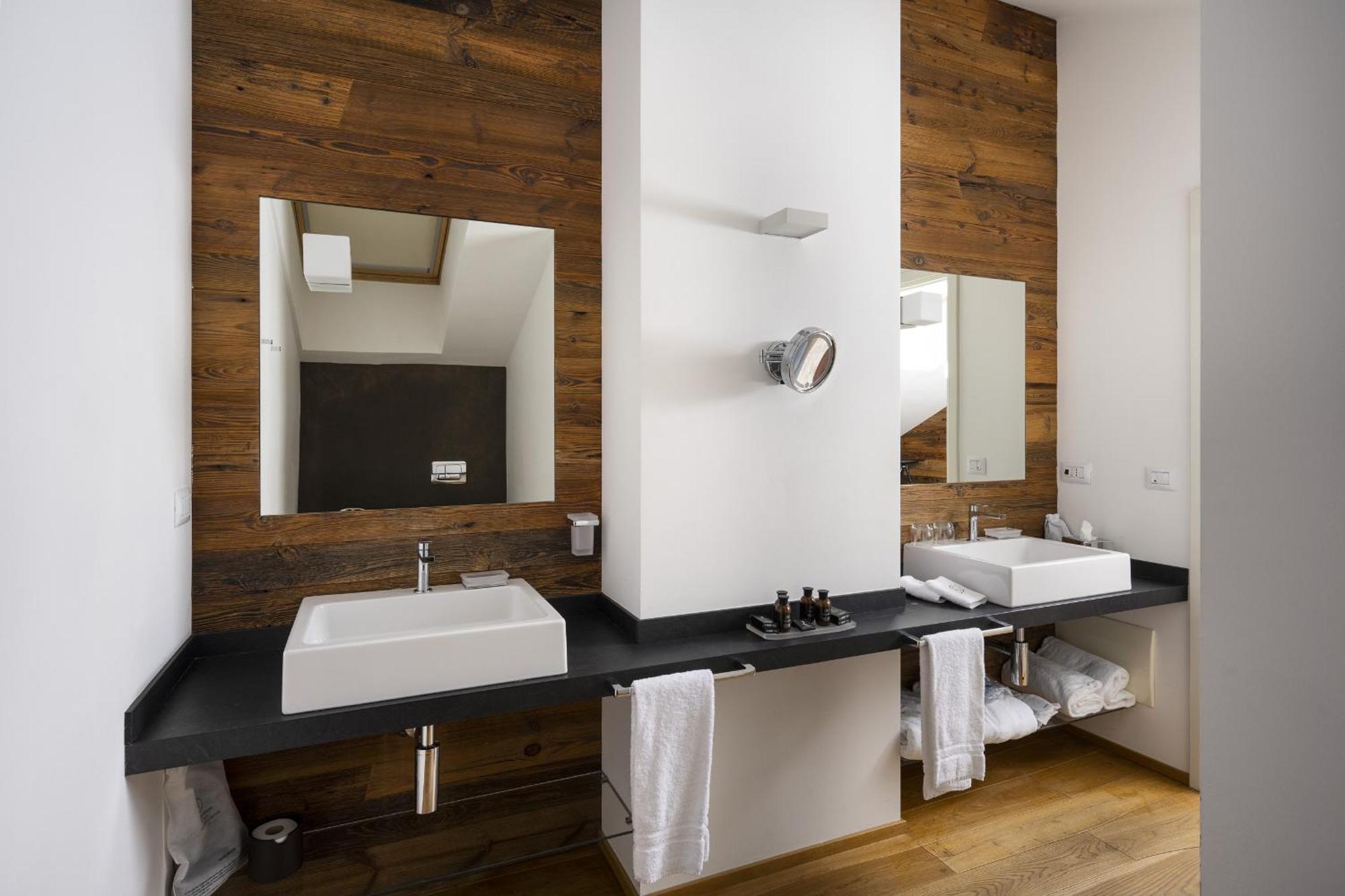 Montana Lodge&Spa Design Hotel La Thuile Buitenkant foto