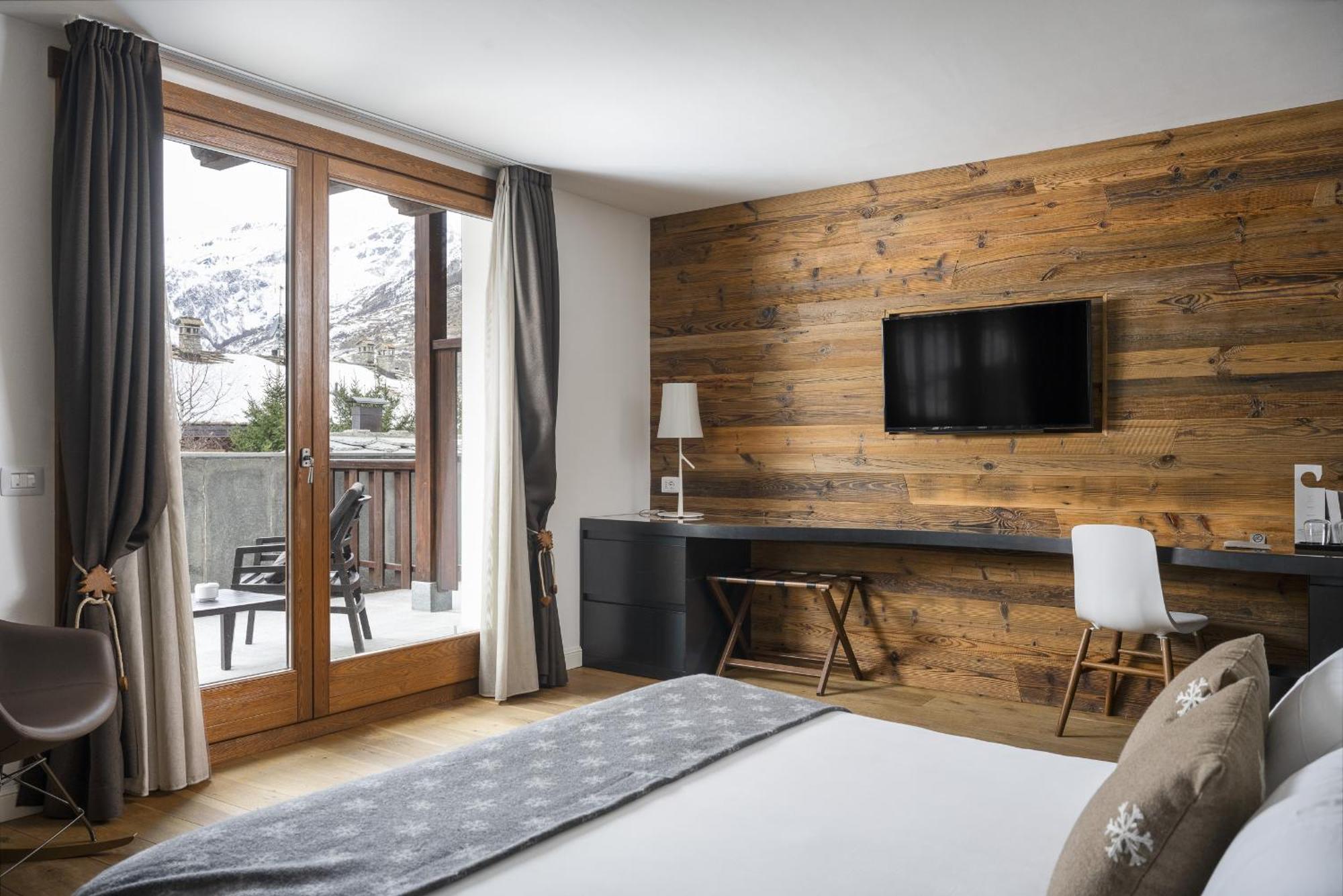 Montana Lodge&Spa Design Hotel La Thuile Buitenkant foto